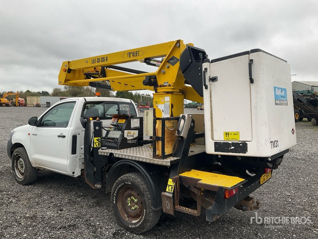 2018 Toyota Hilux 2018 Versalift LAT-38-135-H on 2018 Toyota Hilux 4x4 Bucket Truck Bucket Truck - 车载空中平台:图5 2018 Toyota Hilux 2018 Versalift LAT-38-135-H on 2018 Toyota Hilux 4x4 Bucket Truck Bucket Truck - 车载空中平台:图5