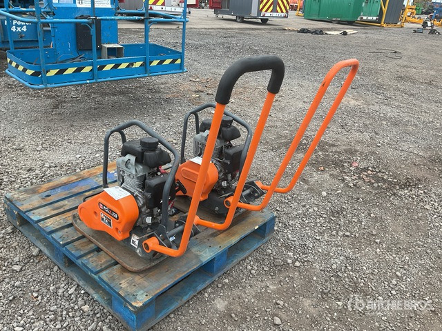 2019 Belle LC3251 Steel Plates Vibratory Plate Compactor - 振动板:图4 2019 Belle LC3251 Steel Plates Vibratory Plate Compactor - 振动板:图4