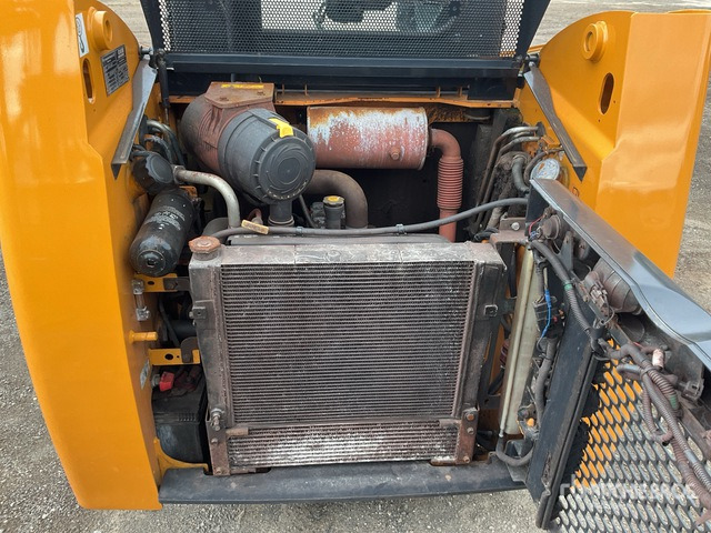 2019 Case SR130 Skid Steer Loader - 滑移装载机:图4 2019 Case SR130 Skid Steer Loader - 滑移装载机:图4