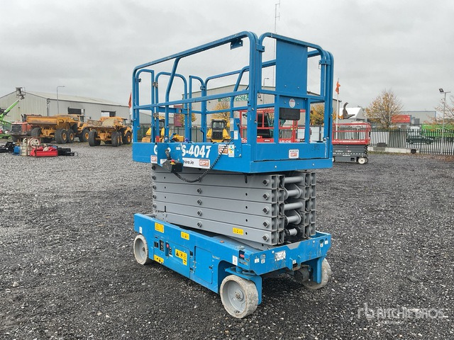 2019 Genie GS-4047 2019 Genie GS4047 Scissor Lift Scissor Lift - 剪式升降机:图4 2019 Genie GS-4047 2019 Genie GS4047 Scissor Lift Scissor Lift - 剪式升降机:图4