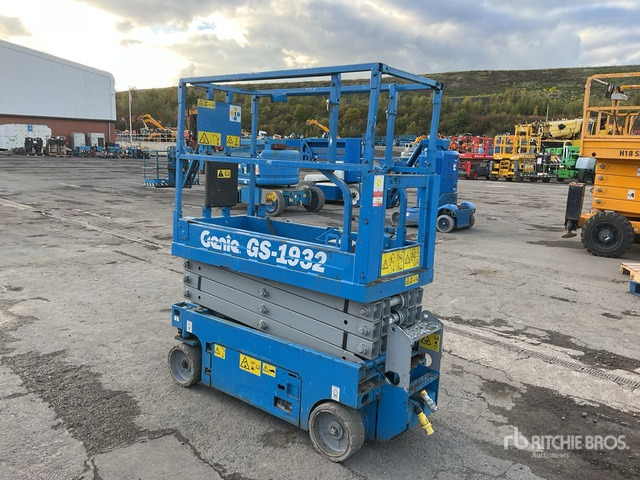 2019 Genie GS1932 Electric Scissor Lift - 剪式升降机:图4 2019 Genie GS1932 Electric Scissor Lift - 剪式升降机:图4