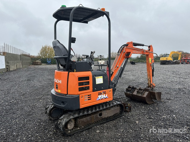 2020 Hitachi ZX19U-6 YR Mini Excavator: <6.6t - 小型挖掘机:图3 2020 Hitachi ZX19U-6 YR Mini Excavator: <6.6t - 小型挖掘机:图3