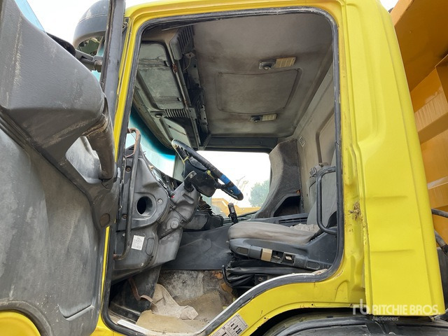 1999 Scania 380 6x4 (Inoperable) T/A Dump Truck - 翻斗车:图5 1999 Scania 380 6x4 (Inoperable) T/A Dump Truck - 翻斗车:图5