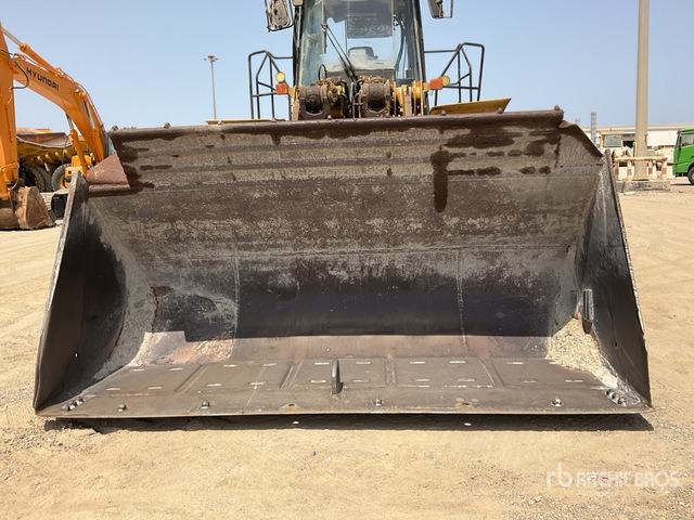 2001 Cat 980G - 轮式装载机:图5 2001 Cat 980G - 轮式装载机:图5