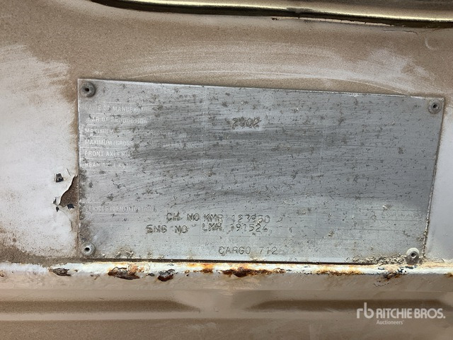 2002 Iveco Cargo 712 5000 L 4x2 Water Truck - 罐车:图3 2002 Iveco Cargo 712 5000 L 4x2 Water Truck - 罐车:图3