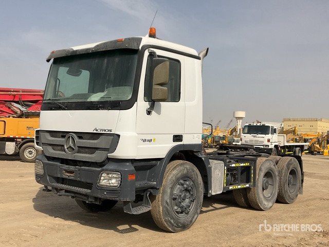 2002 Mercedes-Benz Actros 3348 6x4 T/A Sleeper Truck Tractor - 牵引车:图2 2002 Mercedes-Benz Actros 3348 6x4 T/A Sleeper Truck Tractor - 牵引车:图2