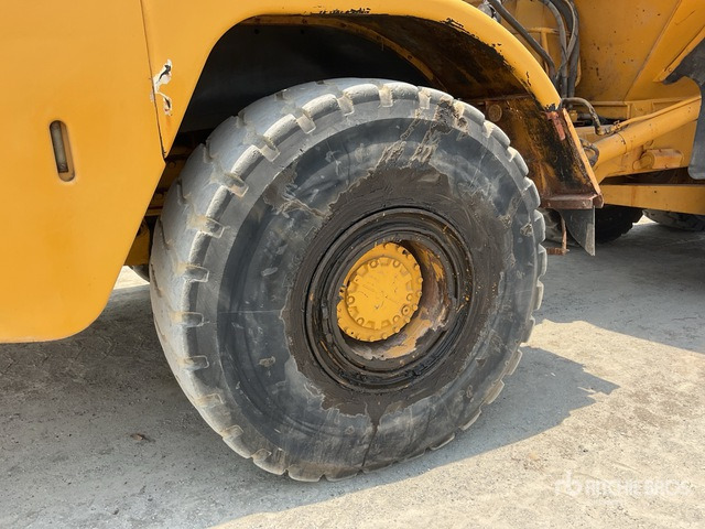 2003 Cat 740 - 铰接式自卸车:图5 2003 Cat 740 - 铰接式自卸车:图5