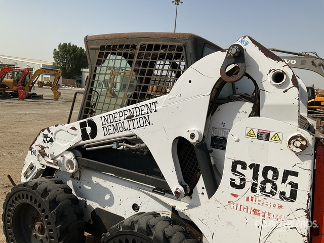 2004 Bobcat S185 - 滑移装载机:图5 2004 Bobcat S185 - 滑移装载机:图5