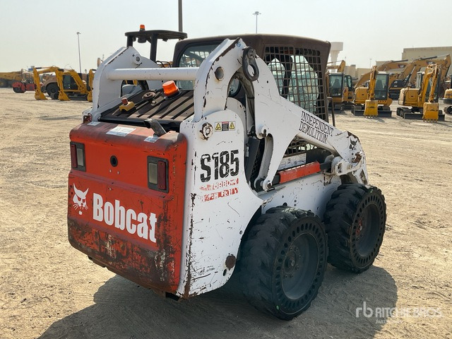 2004 Bobcat S185 - 滑移装载机:图3 2004 Bobcat S185 - 滑移装载机:图3