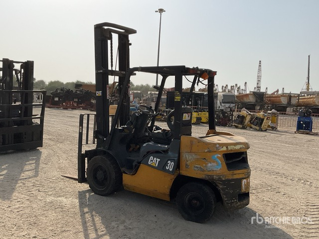 2006 Cat DE30NT 3 ton Forklift - 柴油叉车:图4 2006 Cat DE30NT 3 ton Forklift - 柴油叉车:图4