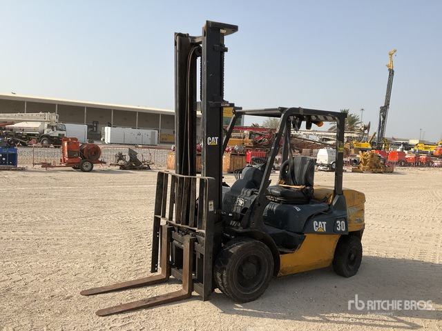 2006 Cat DE30NT 3 ton Forklift - 柴油叉车:图2 2006 Cat DE30NT 3 ton Forklift - 柴油叉车:图2