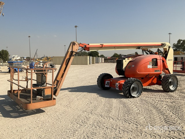 2007 JLG 600AJ 4WD Gasoline Articulating Boom Lift - 铰接臂:图2 2007 JLG 600AJ 4WD Gasoline Articulating Boom Lift - 铰接臂:图2