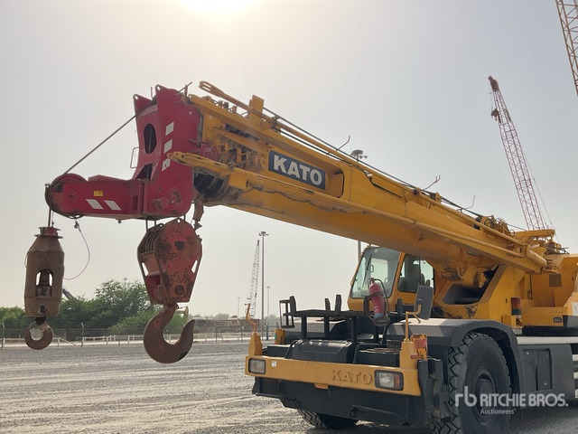2007 Kato SL600II 51 ton 4x4x4 Rough Terrain Crane - 越野起重机:图5 2007 Kato SL600II 51 ton 4x4x4 Rough Terrain Crane - 越野起重机:图5