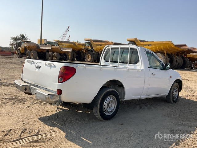2007 Mitsubishi L200 4x2 Pickup - 皮卡车:图3 2007 Mitsubishi L200 4x2 Pickup - 皮卡车:图3