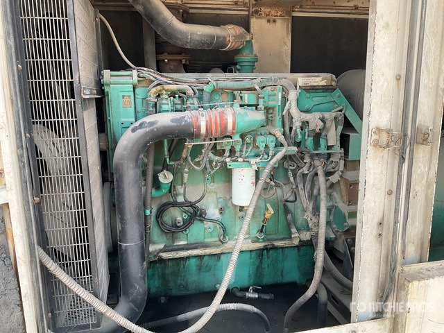 2007 Sakr DGS0500CUM 500 kVA Skid-Mounted Generator Set - 发电机组:图5 2007 Sakr DGS0500CUM 500 kVA Skid-Mounted Generator Set - 发电机组:图5