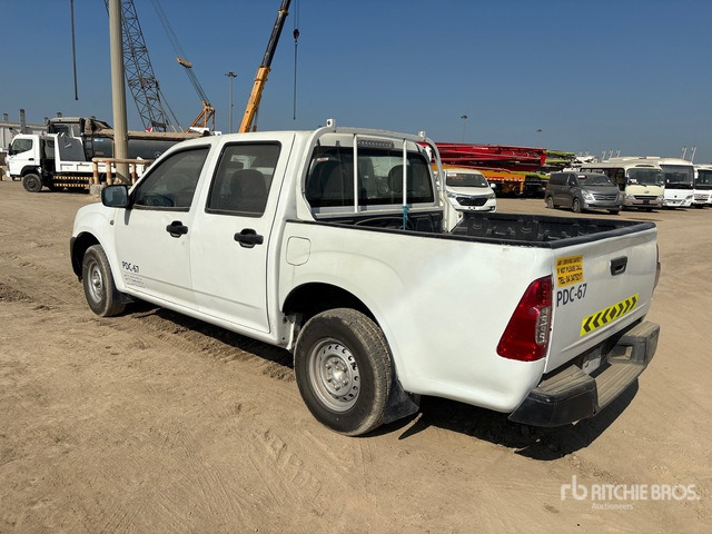 2008 Isuzu D-Max 4x2 Crew Cab Pickup - 皮卡车:图2 2008 Isuzu D-Max 4x2 Crew Cab Pickup - 皮卡车:图2