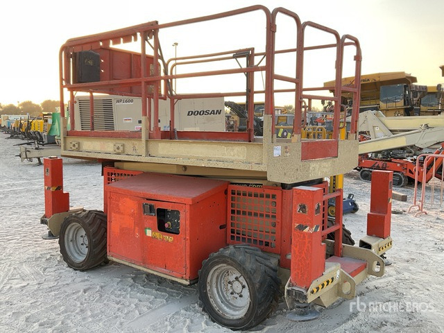 2008 JLG 260MRT 4x4 Diesel Scissor Lift - 剪式升降机:图1 2008 JLG 260MRT 4x4 Diesel Scissor Lift - 剪式升降机:图1
