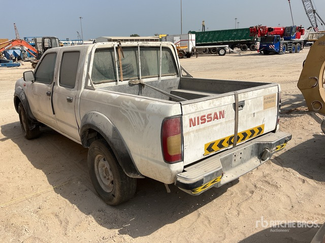 2008 Nissan 4x4 Crew Cab (Inoperable) Pickup - 皮卡车:图3 2008 Nissan 4x4 Crew Cab (Inoperable) Pickup - 皮卡车:图3