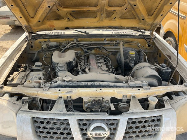 2008 Nissan 4x4 Crew Cab (Inoperable) Pickup - 皮卡车:图5 2008 Nissan 4x4 Crew Cab (Inoperable) Pickup - 皮卡车:图5