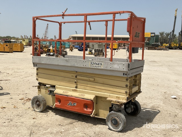 2010 JLG 3246ES Electric Scissor Lift - 剪式升降机:图1 2010 JLG 3246ES Electric Scissor Lift - 剪式升降机:图1