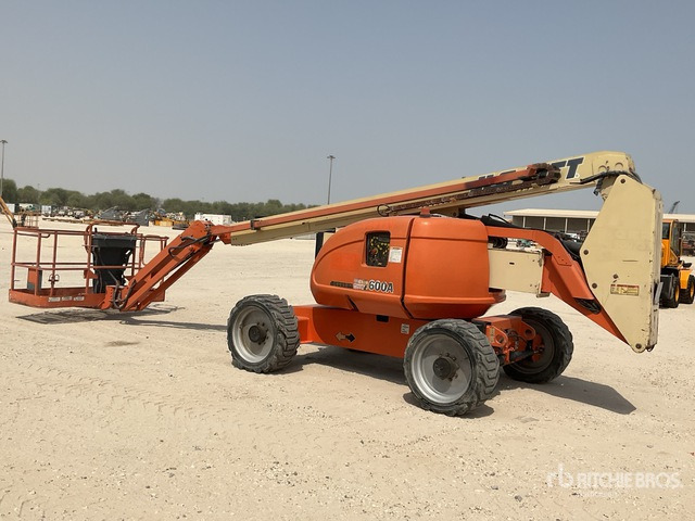 2010 JLG 600AJ 4WD Diesel Articulating Boom Lift - 铰接臂:图4 2010 JLG 600AJ 4WD Diesel Articulating Boom Lift - 铰接臂:图4
