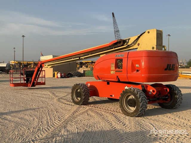 2010 JLG 860SJ 4WD Diesel Telescopic Boom Lift - 伸缩臂:图4 2010 JLG 860SJ 4WD Diesel Telescopic Boom Lift - 伸缩臂:图4