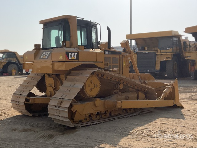 2011 Cat D6TLGP - 推土机:图4 2011 Cat D6TLGP - 推土机:图4