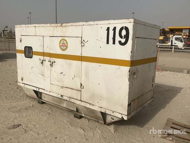2011 Jiatai JCS100-5 100 kVA Skid-Mounted (Inoperable) Generator Set - 发电机组:图2 2011 Jiatai JCS100-5 100 kVA Skid-Mounted (Inoperable) Generator Set - 发电机组:图2