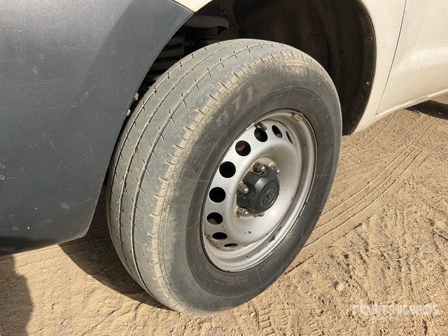 2011 Toyota Hilux 4x4 Crew Cab Pickup - 皮卡车:图5 2011 Toyota Hilux 4x4 Crew Cab Pickup - 皮卡车:图5