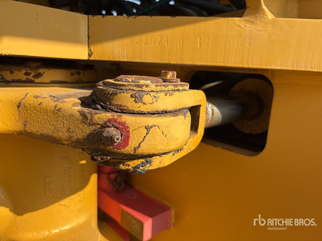 压实机 2012 Cat CS-533E Smooth Drum Compactor：图6