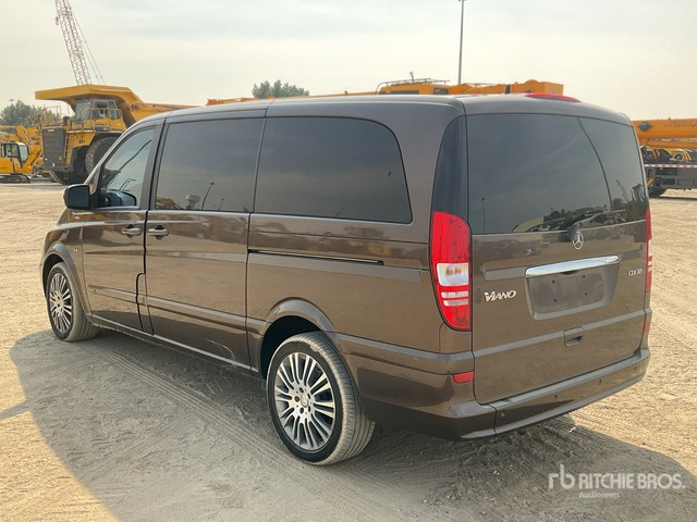 2012 Mercedes-Benz Viano CDI 3.0 Bus - 无侧窗厢式货车:图3 2012 Mercedes-Benz Viano CDI 3.0 Bus - 无侧窗厢式货车:图3