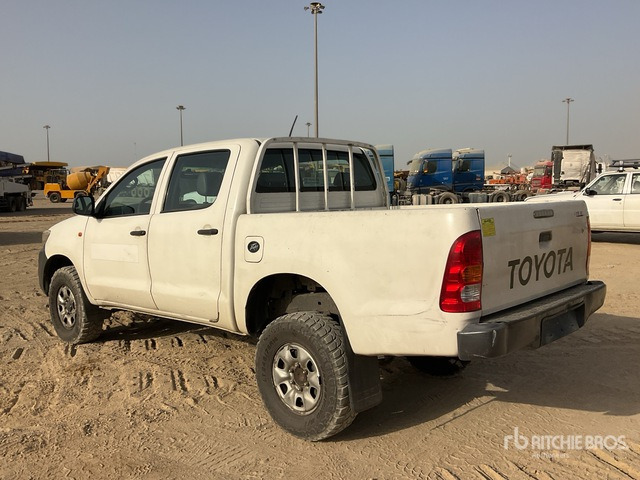 2012 Toyota Hilux 4x4 Crew Cab Pickup - 皮卡车:图2 2012 Toyota Hilux 4x4 Crew Cab Pickup - 皮卡车:图2