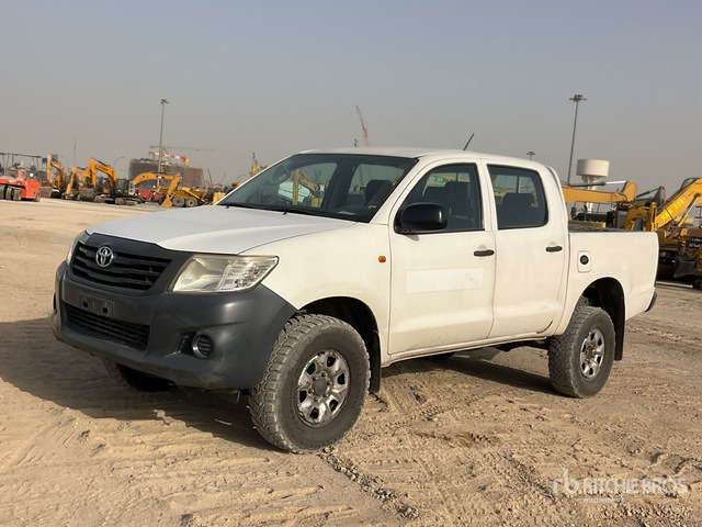 2012 Toyota Hilux 4x4 Crew Cab Pickup - 皮卡车:图1 2012 Toyota Hilux 4x4 Crew Cab Pickup - 皮卡车:图1
