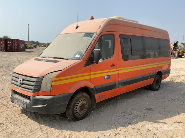 2014 Volkswagen Crafter 4x2 18-Seat Mini (Inoperable) Bus - 小型巴士, 小型客车:图1 2014 Volkswagen Crafter 4x2 18-Seat Mini (Inoperable) Bus - 小型巴士, 小型客车:图1