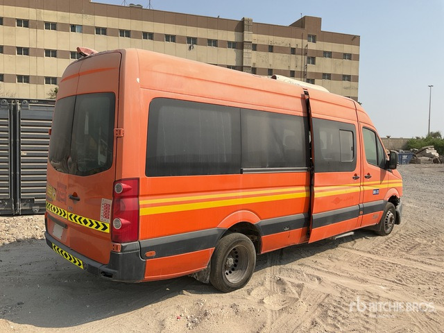 2014 Volkswagen Crafter 4x2 18-Seat Mini (Inoperable) Bus - 小型巴士, 小型客车:图3 2014 Volkswagen Crafter 4x2 18-Seat Mini (Inoperable) Bus - 小型巴士, 小型客车:图3
