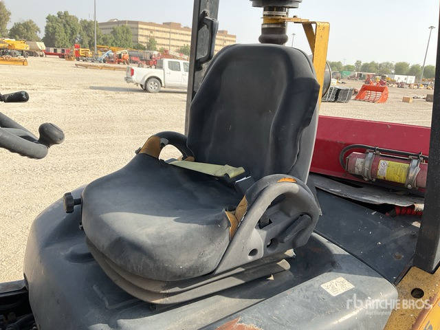 2015 Komatsu FH40-1 4 ton Forklift - 柴油叉车:图5 2015 Komatsu FH40-1 4 ton Forklift - 柴油叉车:图5