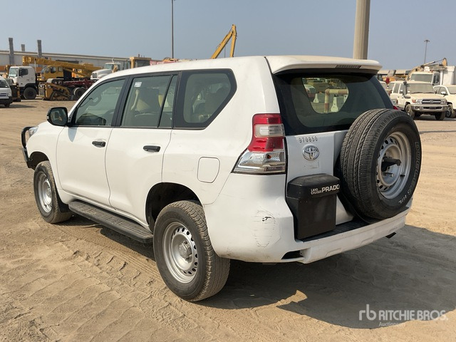 2015 Toyota Prado TX 150L 4x4 SUV - 越野车:图4 2015 Toyota Prado TX 150L 4x4 SUV - 越野车:图4