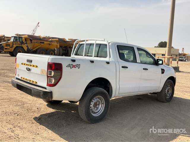 2016 Ford Ranger 4x4 Crew Cab Pickup - 皮卡车:图3 2016 Ford Ranger 4x4 Crew Cab Pickup - 皮卡车:图3