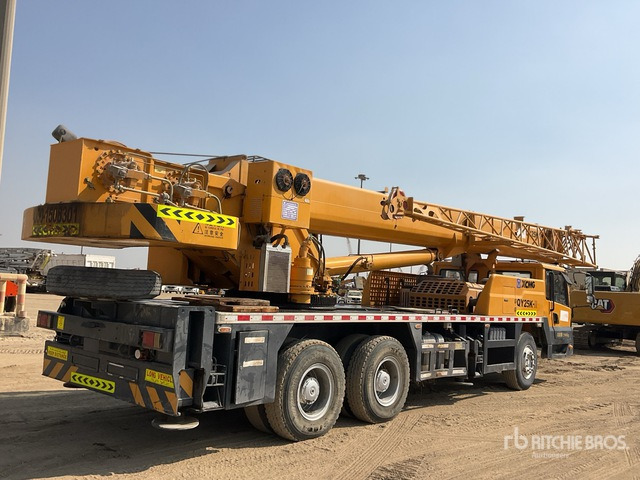 2017 XCMG QY25K II 25 ton 6x4 Hydraulic Truck Crane - 移动式起重机:图3 2017 XCMG QY25K II 25 ton 6x4 Hydraulic Truck Crane - 移动式起重机:图3