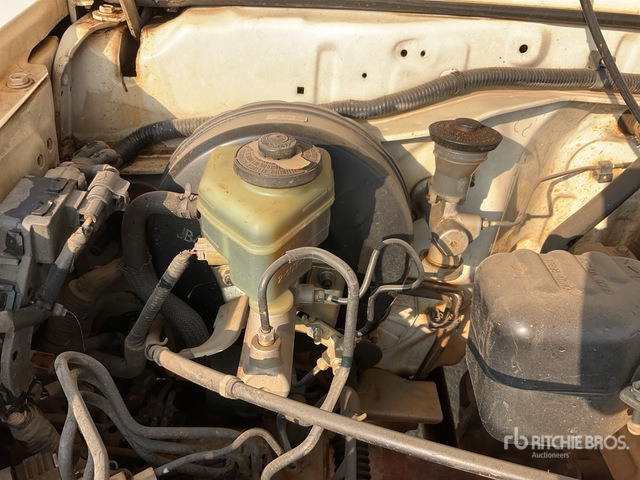 2018 Toyota Land Cruiser 78R 4x4 SUV - 越野车:图4 2018 Toyota Land Cruiser 78R 4x4 SUV - 越野车:图4