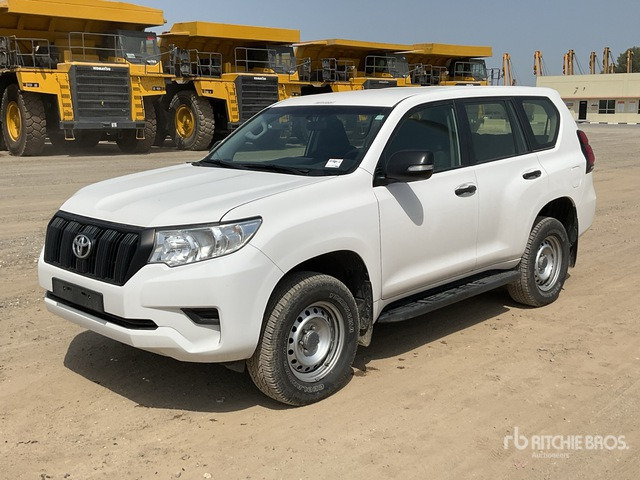 2018 Toyota Prado TX 150L 4x4 SUV - 越野车:图2 2018 Toyota Prado TX 150L 4x4 SUV - 越野车:图2