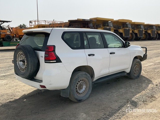 2018 Toyota Prado TX 150L 4x4 SUV - 越野车:图3 2018 Toyota Prado TX 150L 4x4 SUV - 越野车:图3