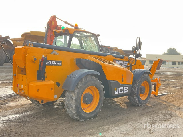 2019 JCB 540V180 - 伸缩臂叉装车:图4 2019 JCB 540V180 - 伸缩臂叉装车:图4