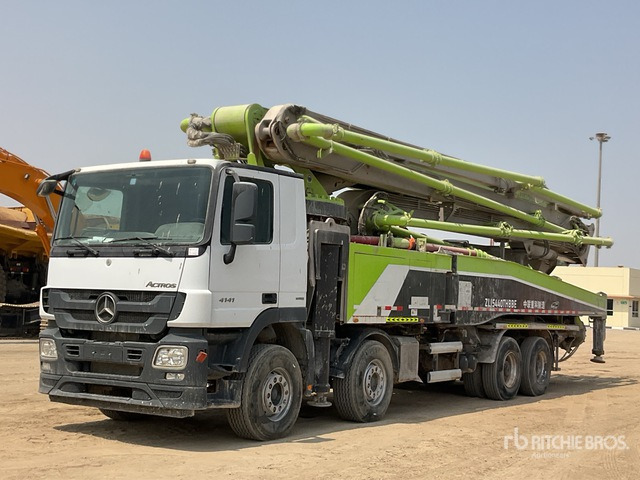 2019 Mercedes-Benz Actros 4141 2019 Zoomlion 56X-6RZ 56 m on 8 ... Concrete Pump Truck - 混凝土泵车:图3 2019 Mercedes-Benz Actros 4141 2019 Zoomlion 56X-6RZ 56 m on 8 ... Concrete Pump Truck - 混凝土泵车:图3