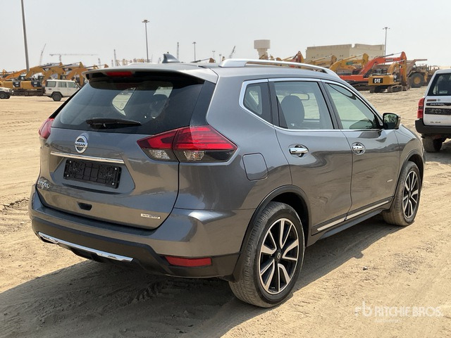 2020 Nissan X-Trail Hybrid SUV - 越野车:图3 2020 Nissan X-Trail Hybrid SUV - 越野车:图3