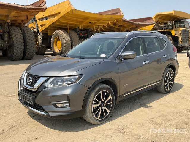 2020 Nissan X-Trail Hybrid SUV - 越野车:图2 2020 Nissan X-Trail Hybrid SUV - 越野车:图2