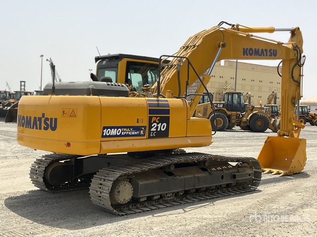 2022 Komatsu PC210LC-10M0 - 履带式挖掘机:图4 2022 Komatsu PC210LC-10M0 - 履带式挖掘机:图4