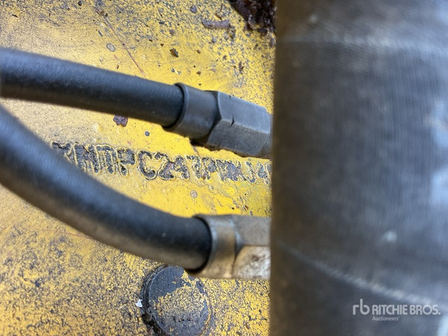 2022 Komatsu PC300-8M0 Tracked Excavator - 履带式挖掘机:图3 2022 Komatsu PC300-8M0 Tracked Excavator - 履带式挖掘机:图3