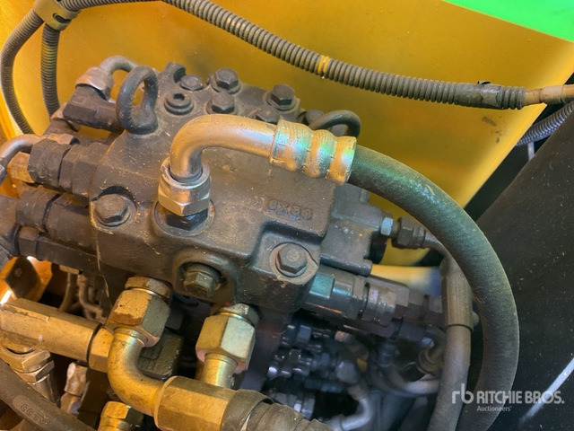 2022 Komatsu PC58-8 - 小型挖掘机:图5 2022 Komatsu PC58-8 - 小型挖掘机:图5