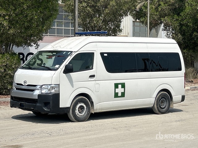 2022 Toyota Hiace High Roof 4x2 Ambulance - 救护车:图2 2022 Toyota Hiace High Roof 4x2 Ambulance - 救护车:图2